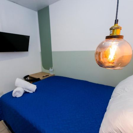 Friendly House Hotell Santa Tecla Exteriör bild